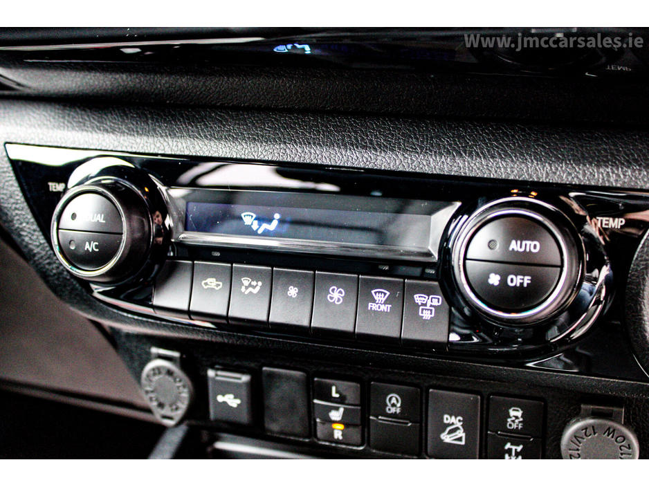 2026 Toyota Hilux - image 30