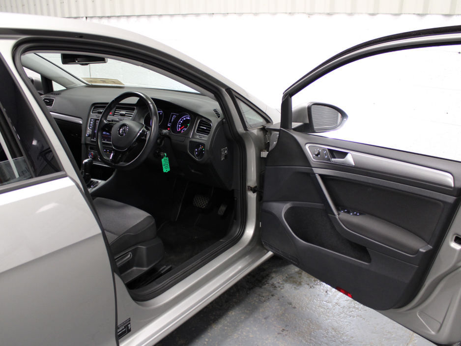 2016 Volkswagen Golf 1.2 trendline €15,450