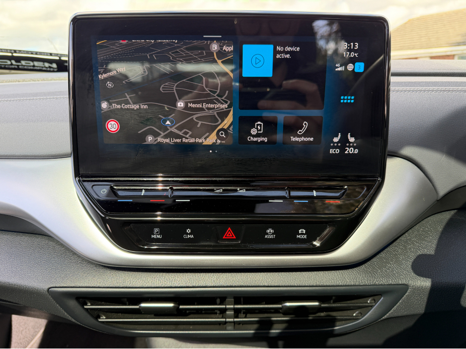 2023 Volkswagen ID.4 - image 12