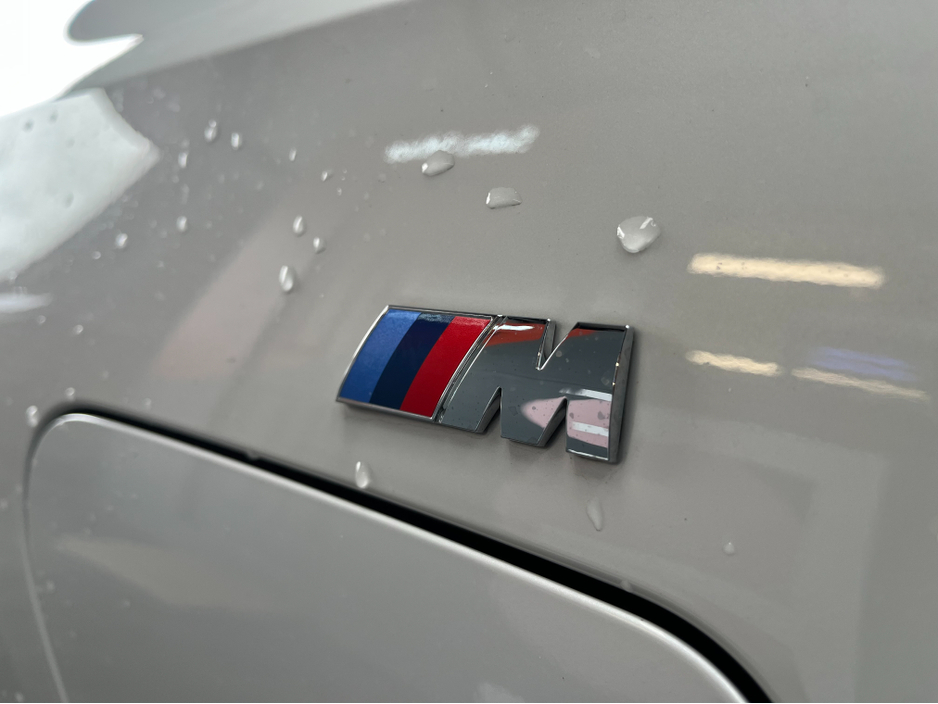 2025 BMW i7 - image 10