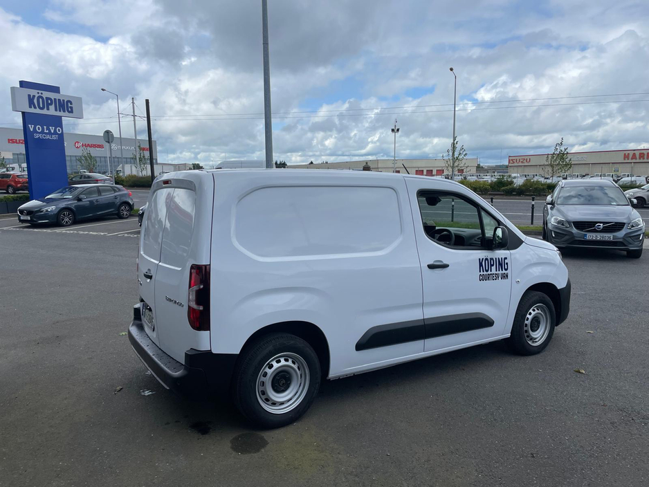 2025 Citroen Berlingo ENTRPRISE BLUE HDI 100 6 SPEED // HIGH SPEC ENTERPRISE MODEL €19,512
