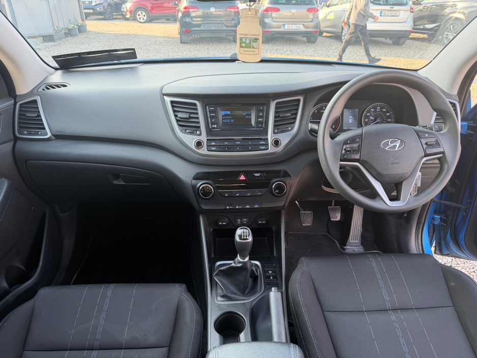 2017 Hyundai Tucson - image 15