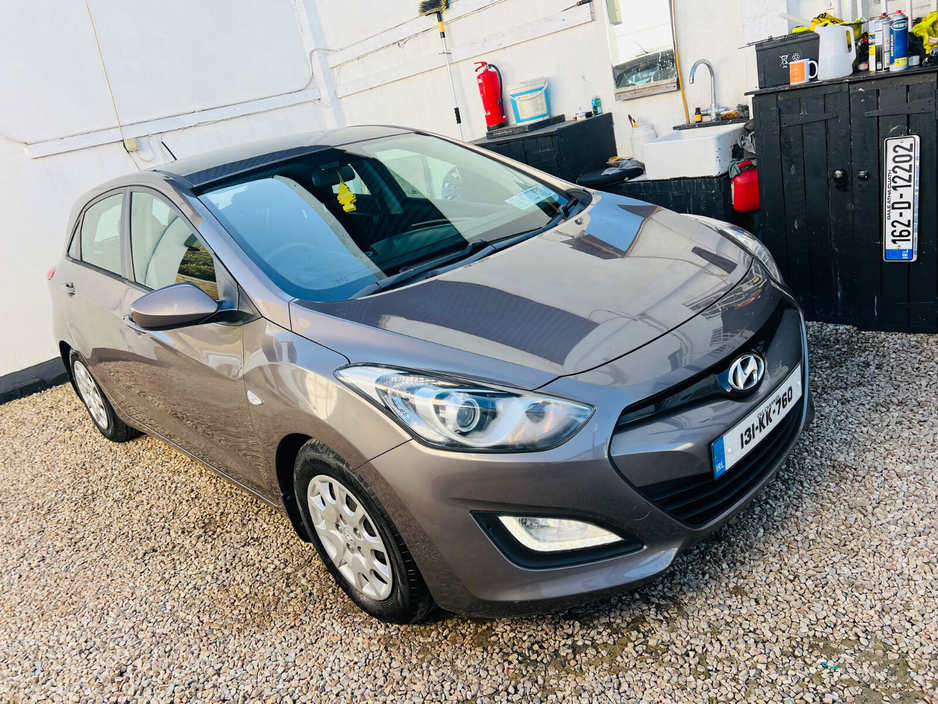 2013 Hyundai i30 - image 8