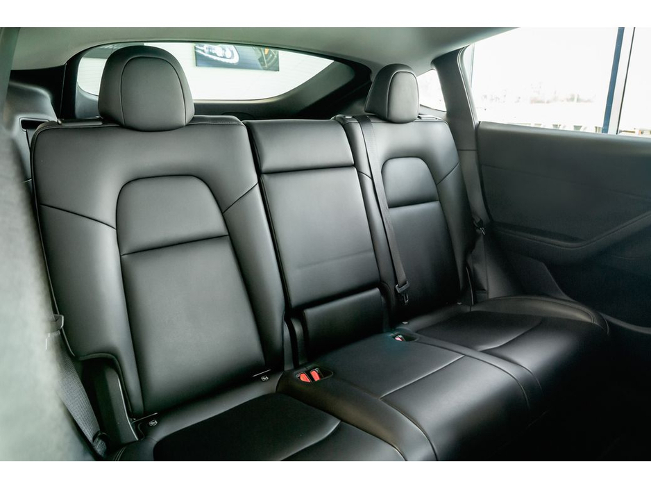 2022 Tesla Model Y - image 16