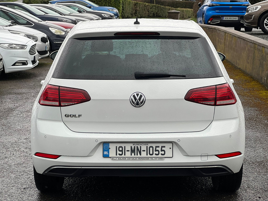 2019 Volkswagen Golf - image 6