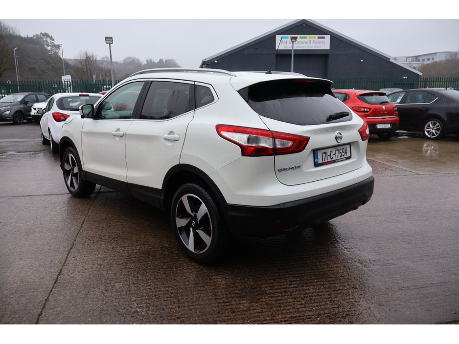 2017 Nissan Qashqai N-CONNECTA 360  Great Spec Exceptional Condition! €13,995