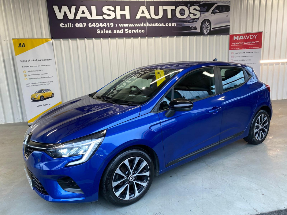 2023 Renault Clio - image 21