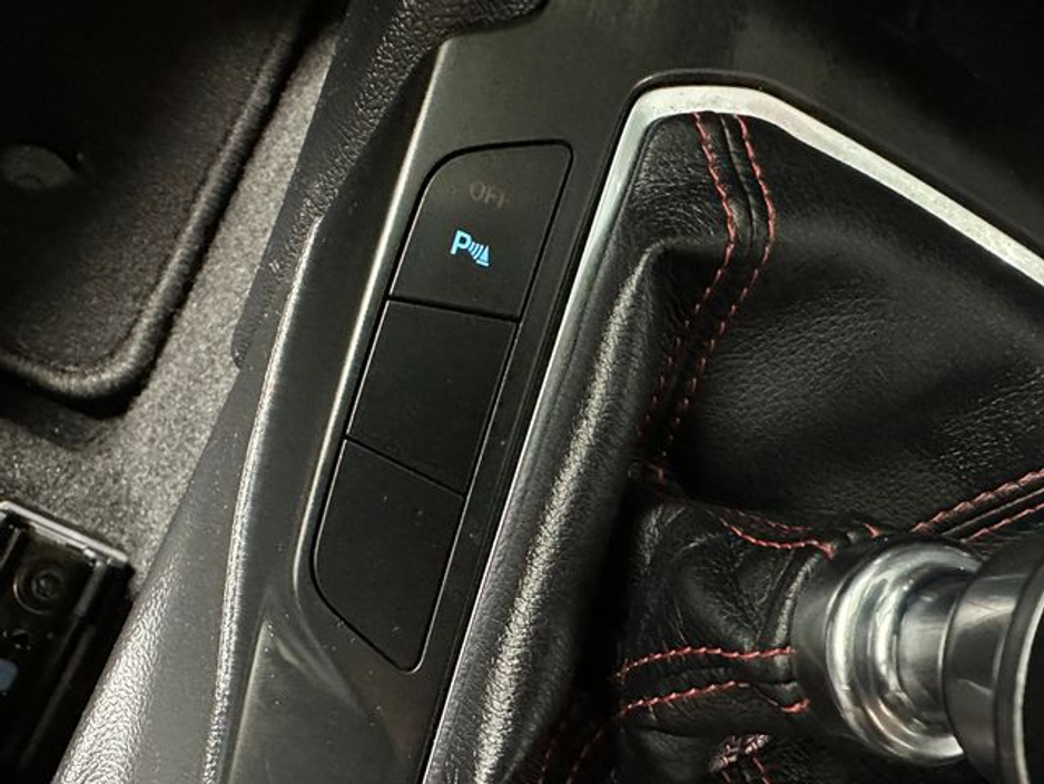 2020 Ford Focus ST Line Estate *Only 34, 000 Kms* €23,400