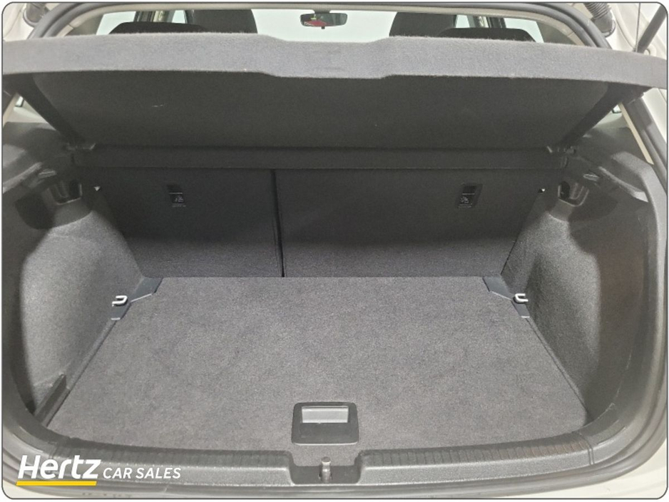 2024 Volkswagen Polo - image 18