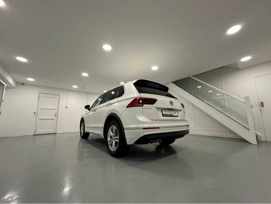 2019 Volkswagen Tiguan (191) TIGUAN 2.0TID R LINE DSG 4 MOTION LOW KMS VW/AUDI SPECIALISTS WWW.DENISDARCYCARS.IE €31,950
