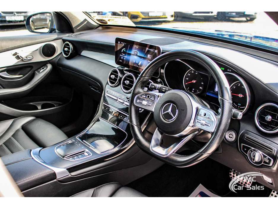 2022 Mercedes-Benz GLC Class - image 13