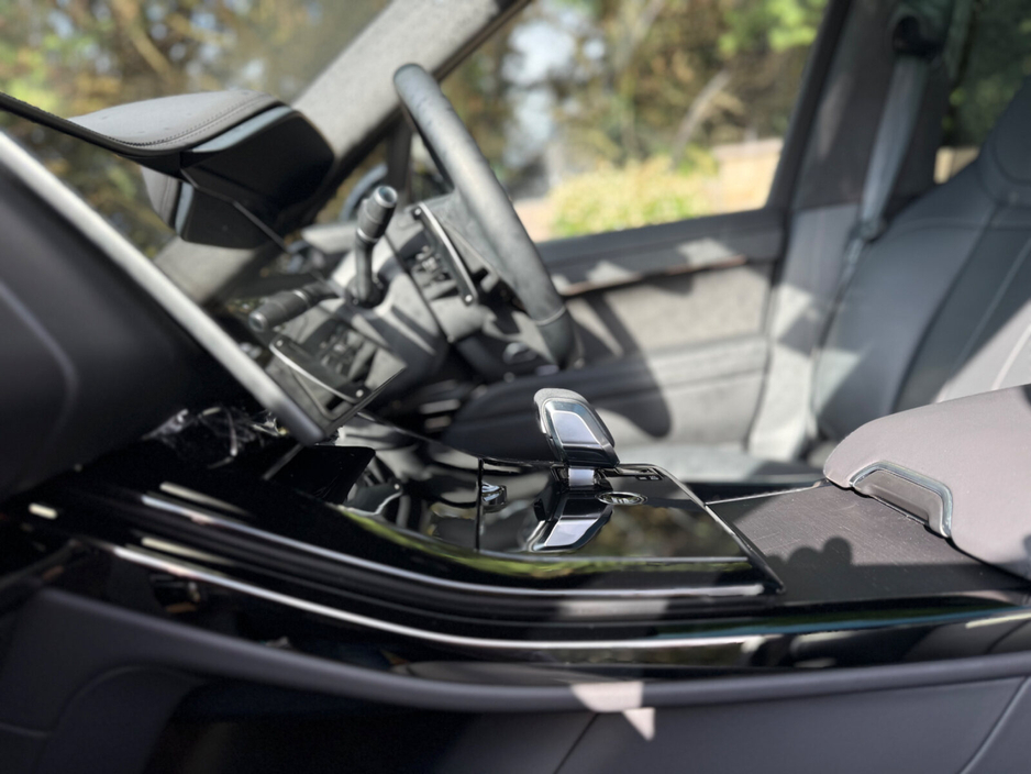 2025 Land Rover Range Rover Sport - image 13