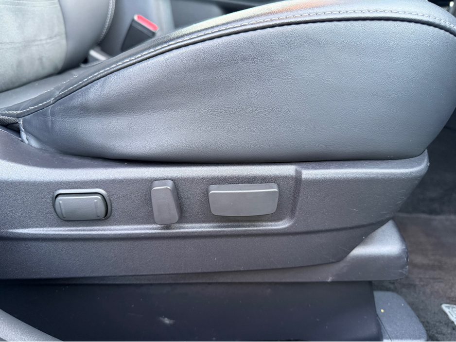 2020 Mitsubishi Outlander 4X4 Plug-in Hybrid - High Spec - Like New €24,750