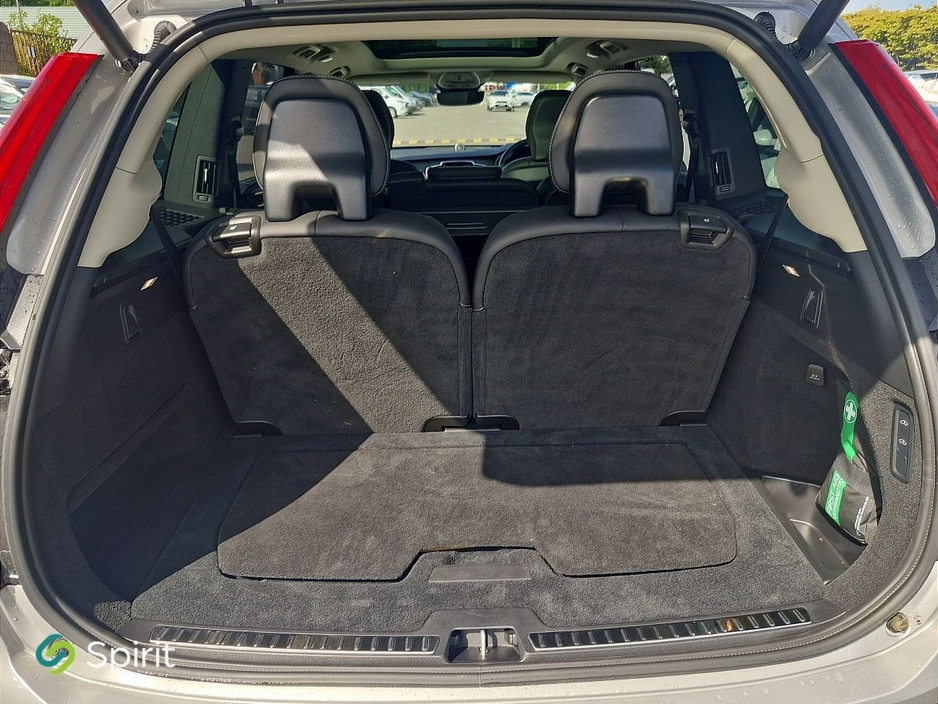 2024 Volvo XC90 T8 "Plug In Hybrid" AWD, Ultimate (Bright Theme) Full Nappa Leather, Heated & Ventilated Seats, Sunroof, Adaptive Cruise Control with Pilot Assist, Heads Up Drivers Display, 22inc Alloys, B&W Sound, A €76,950