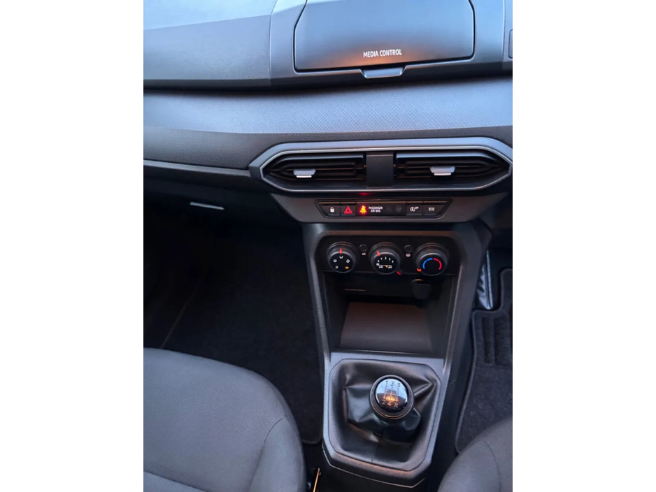 2024 Dacia Sandero TCe 90 Essential €15,500