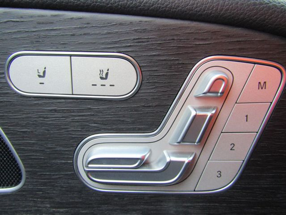 2022 Mercedes-Benz GLE Class - image 33