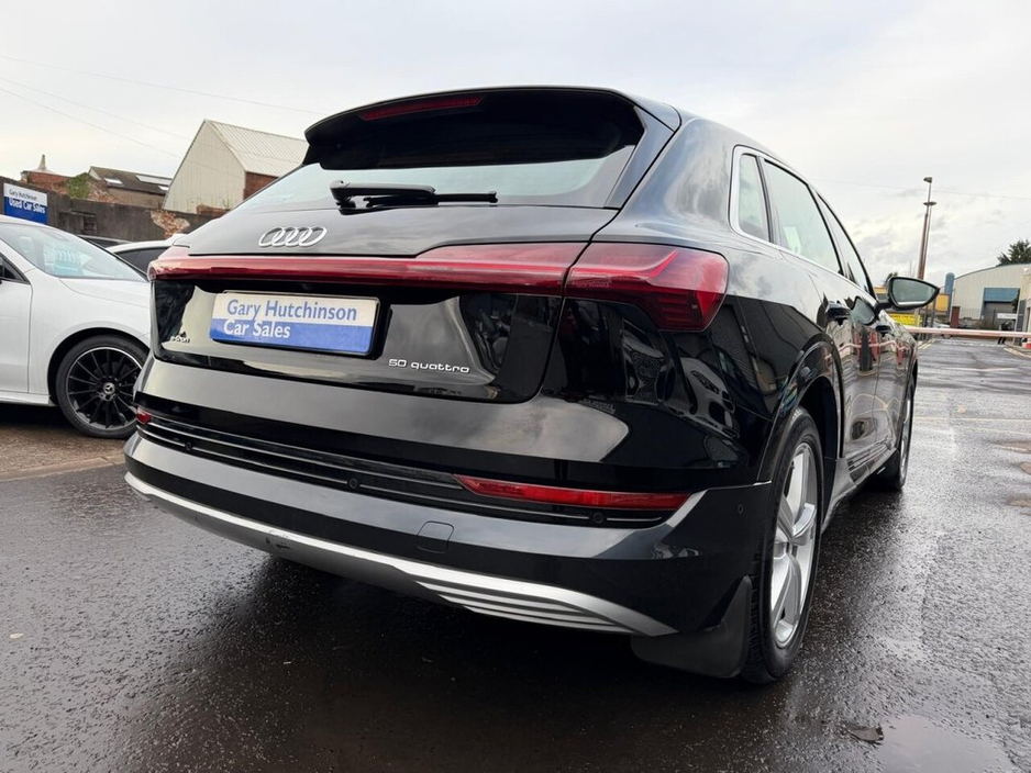 2023 Audi e-tron - image 31