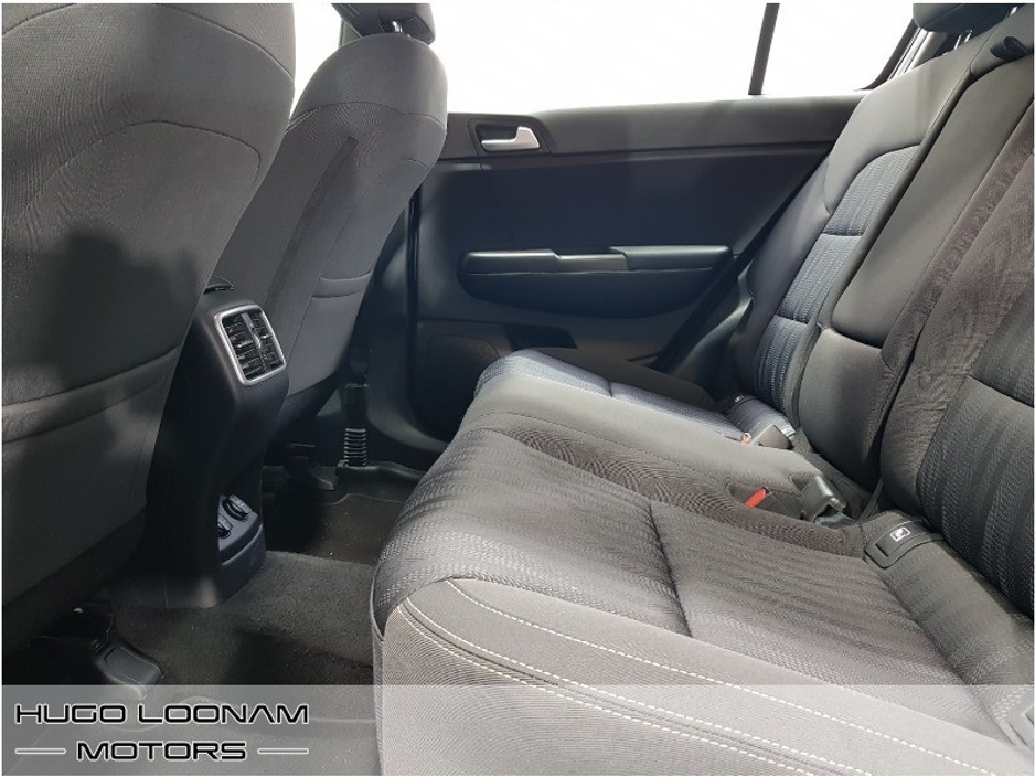 2017 Kia Sportage - image 13