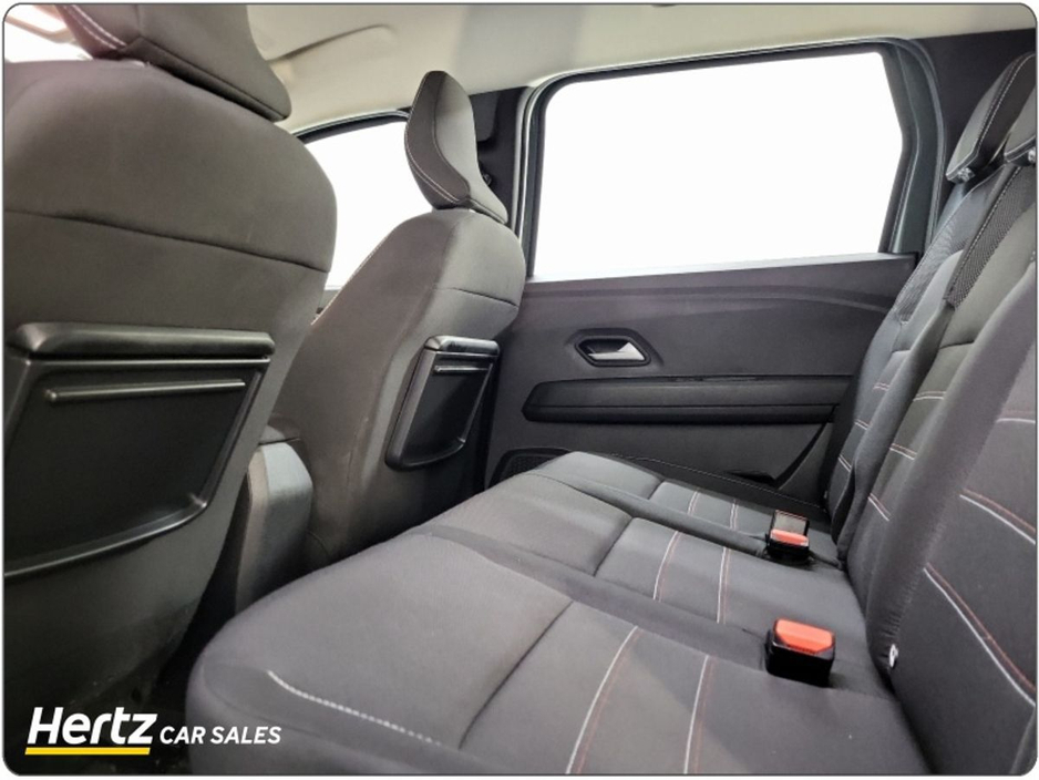 2023 Dacia Jogger - image 13