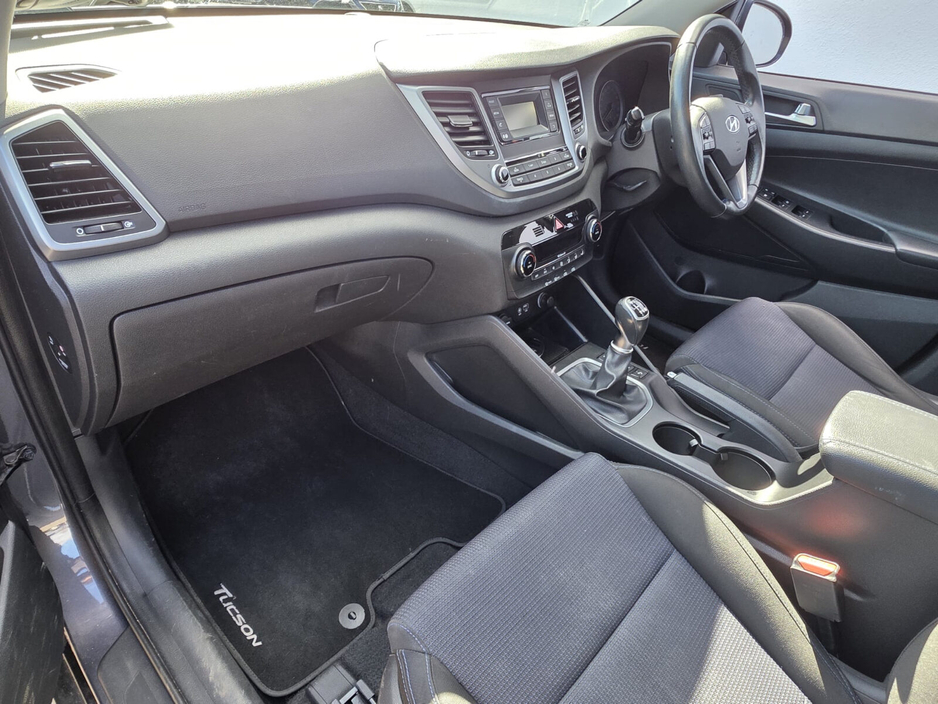 2016 Hyundai Tucson - image 6