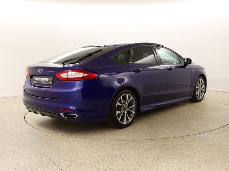 2017 Ford Mondeo - image 7