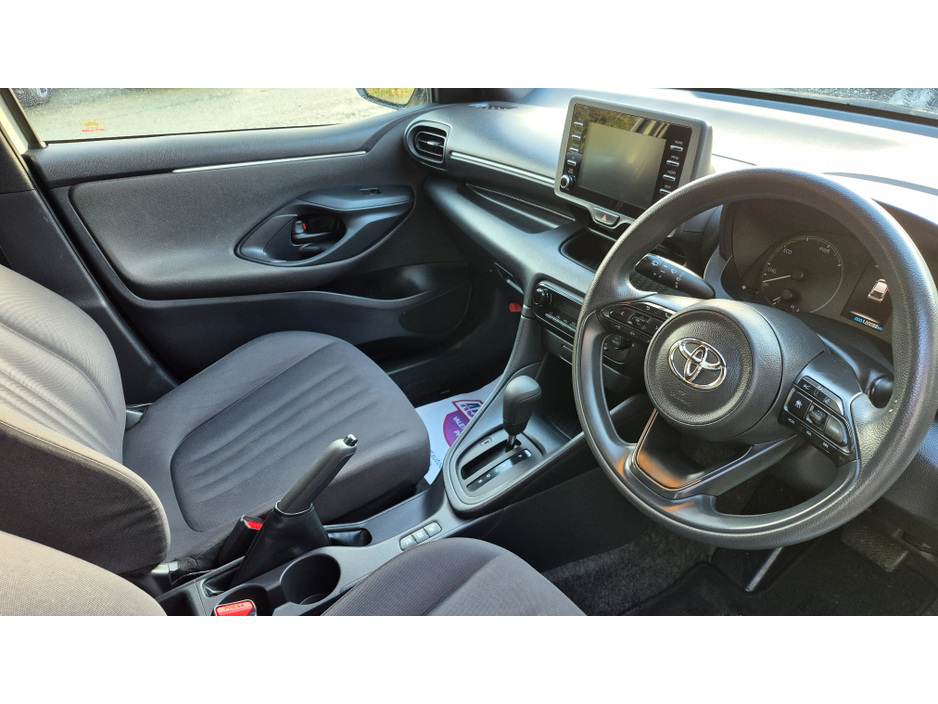 2020 Toyota Yaris Hybrid X Pack Automatic €14,950