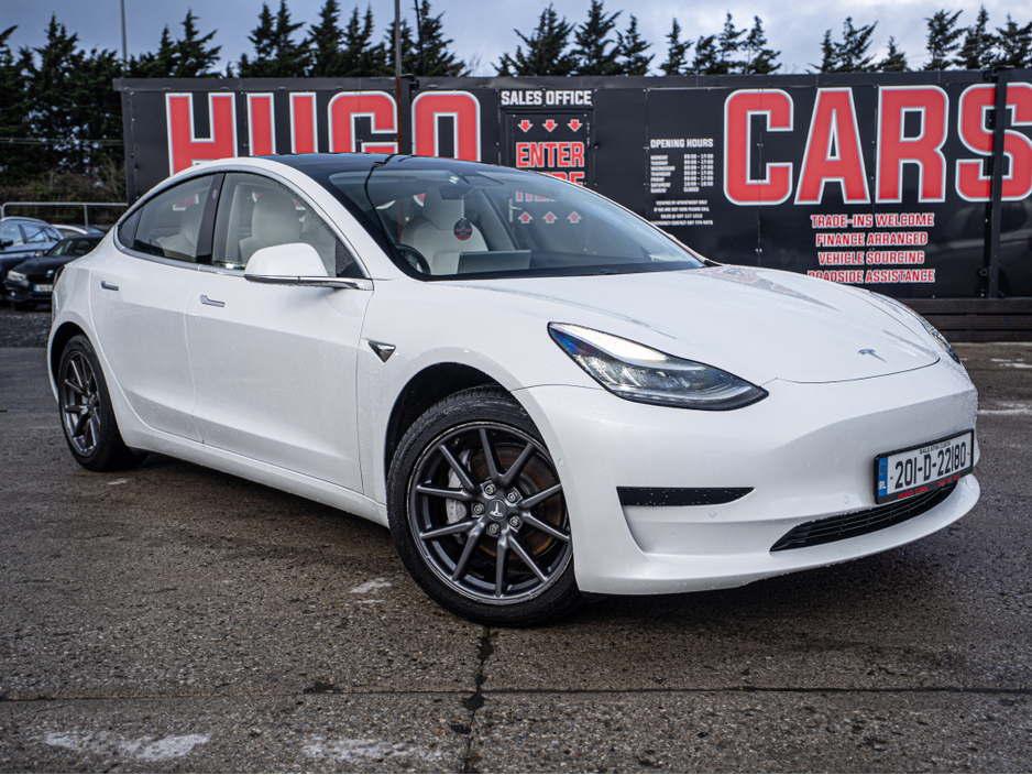 2020 Tesla Model 3 - image 4