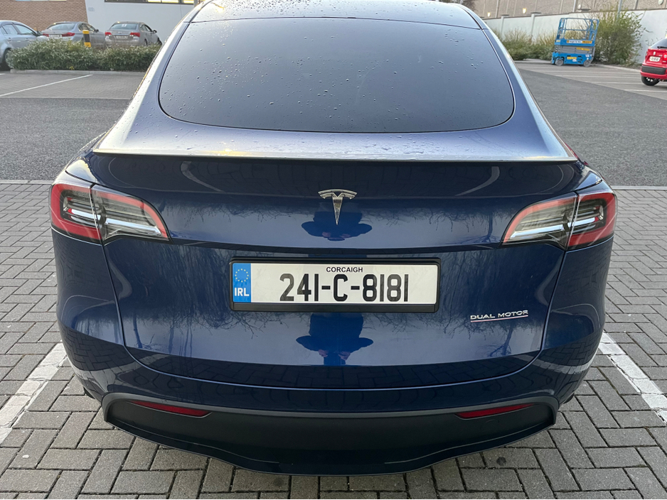 2024 Tesla Model Y - image 6