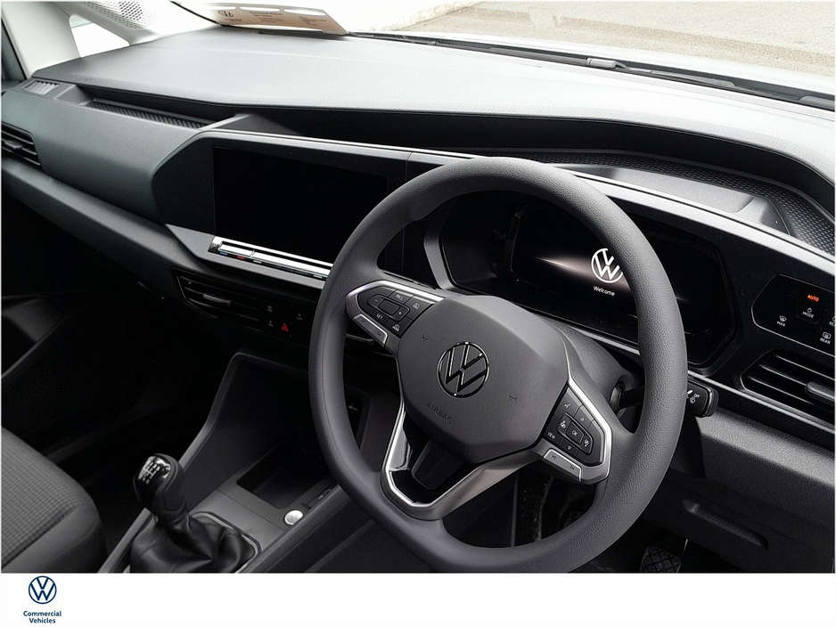 2025 Volkswagen Caddy - image 10