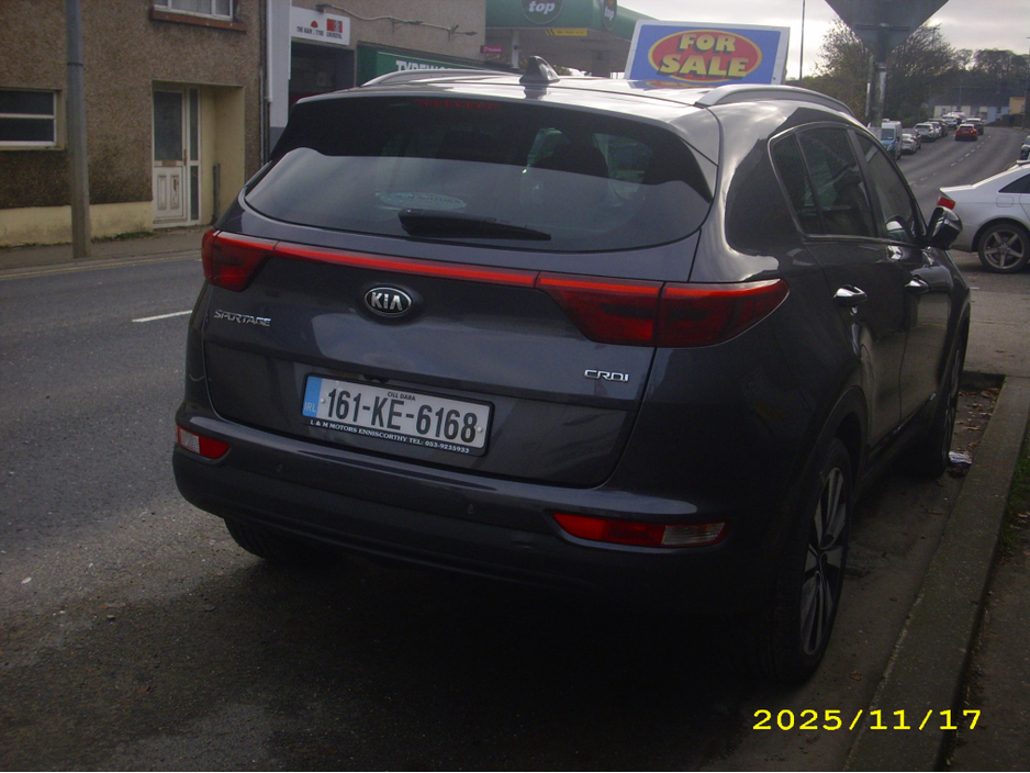 2016 Kia Sportage - image 10