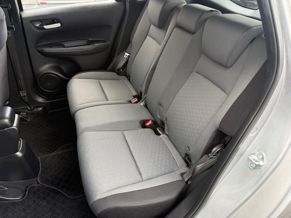 2020 Honda Fit - image 24