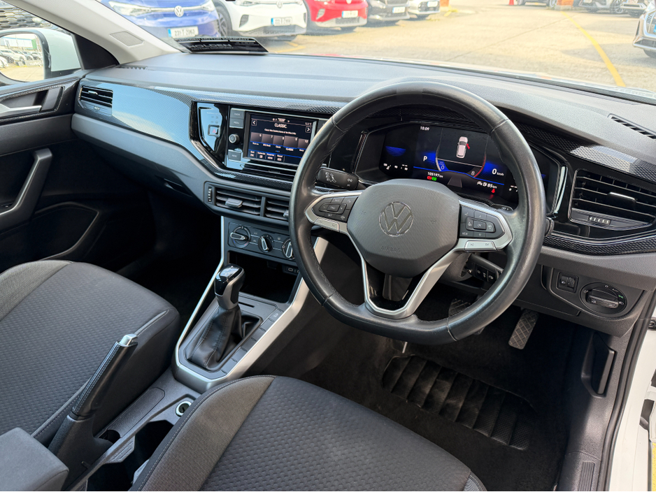 2023 Volkswagen Taigo - image 14