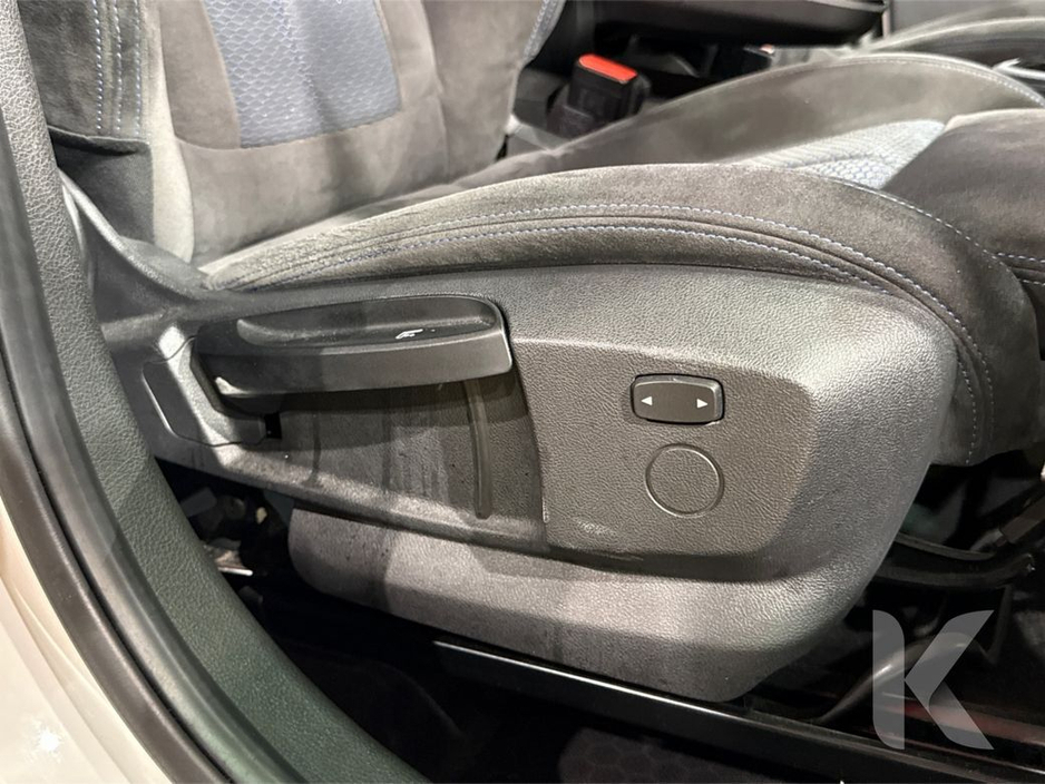 2017 BMW 2 Series - image 19