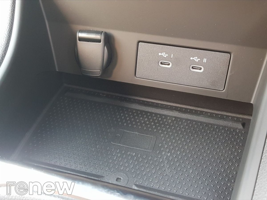 2026 Renault Captur - image 20