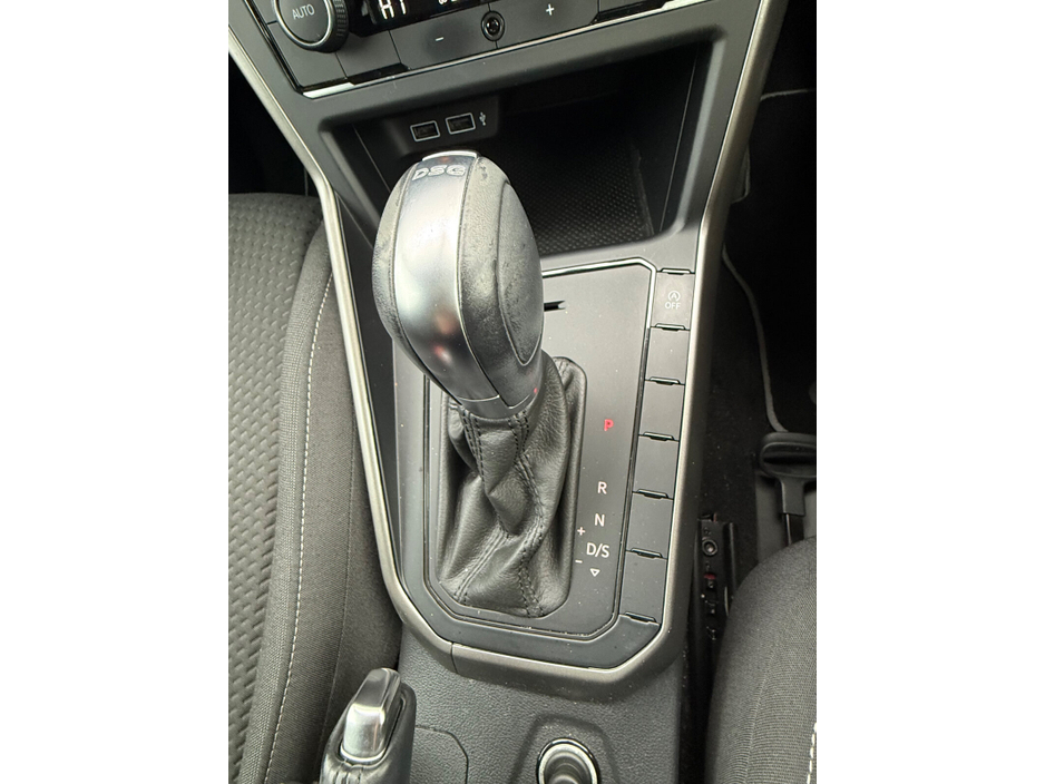 2018 Volkswagen Polo - image 10