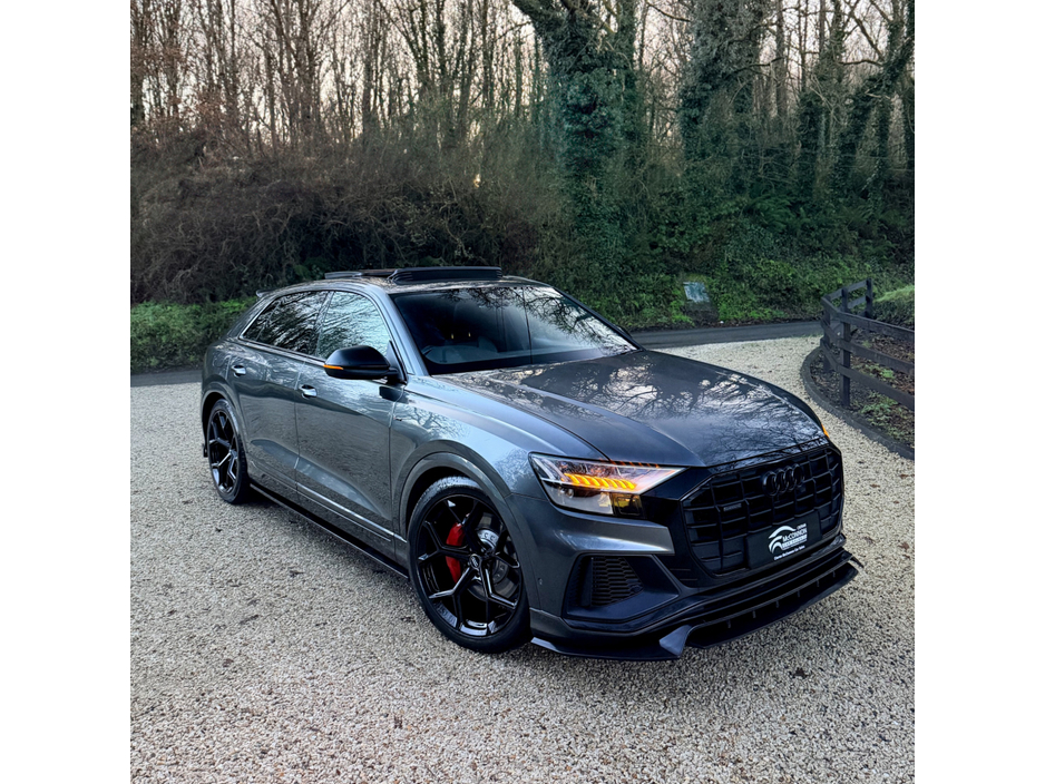2021 Audi Q8 2021 (212) Audi Q8 55 TFSI e Black Edition Quattro €55,999