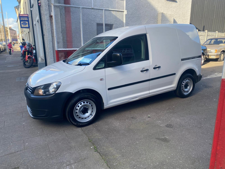 2014 Volkswagen Caddy - image 14