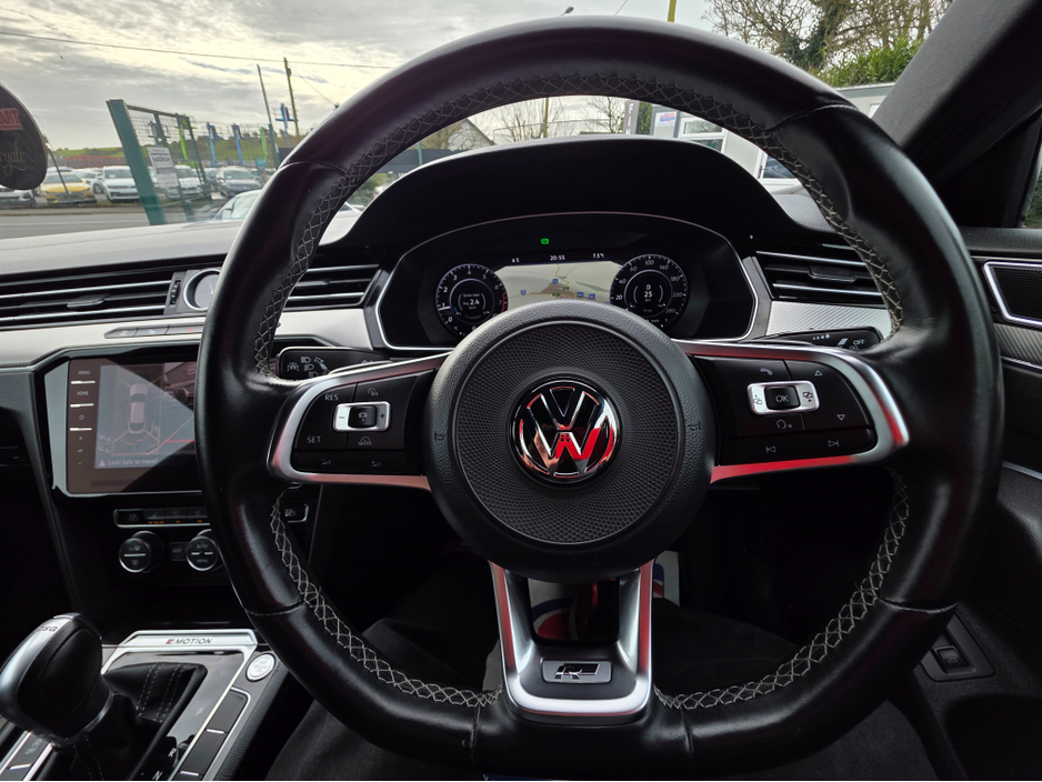 2017 Volkswagen Arteon - image 33