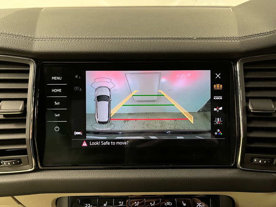 2024 Skoda Kodiaq Style 7 Seat DSG 2.0TDI 150BHP - Reversing Camera - Panoramic Sunroof - Sat Nav - Climate Control - Heated Seats - Keyless Start - Apple CarPlay/Android Auto €51,950