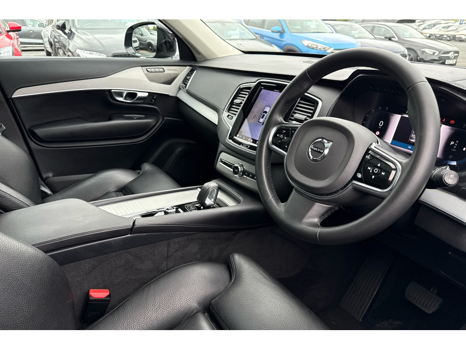 2023 Volvo XC90 + B5 MHEV AWD AUTO PLUS €77,950