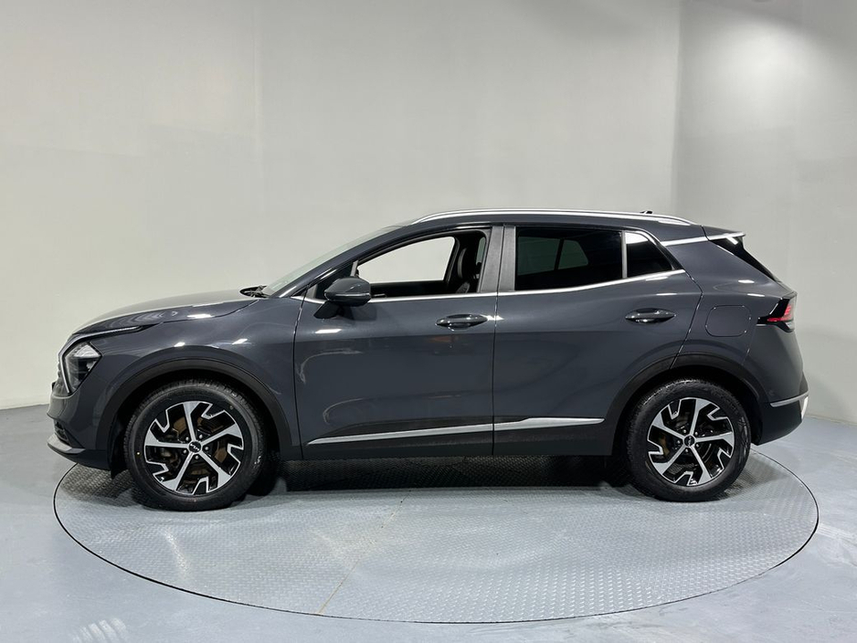 2023 Kia Sportage - image 4