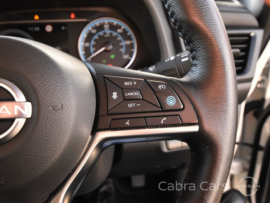 2024 Nissan Leaf - image 20