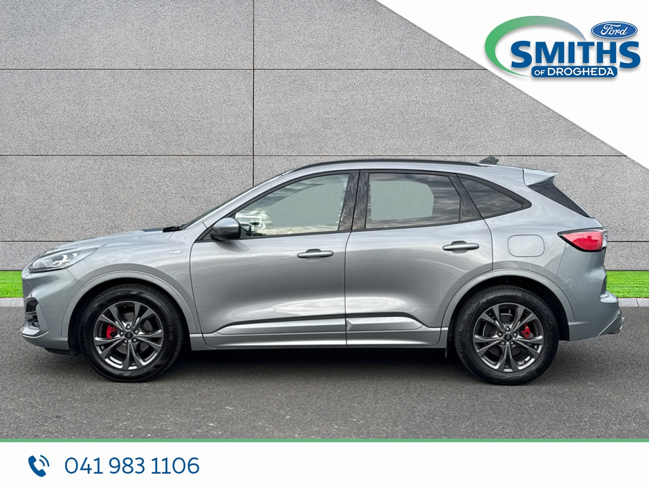 2022 Ford Kuga - image 5