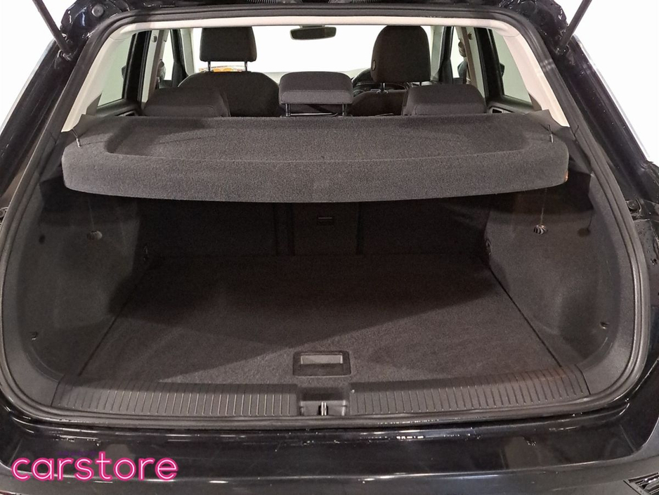 2019 Volkswagen T-Roc - image 19