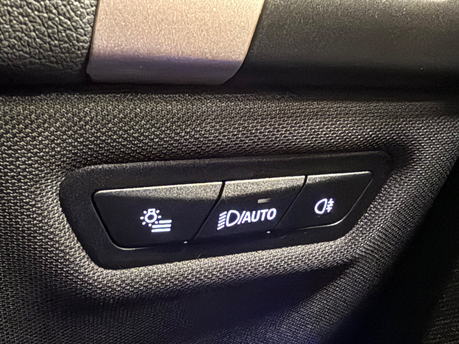 2023 BMW iX - image 20