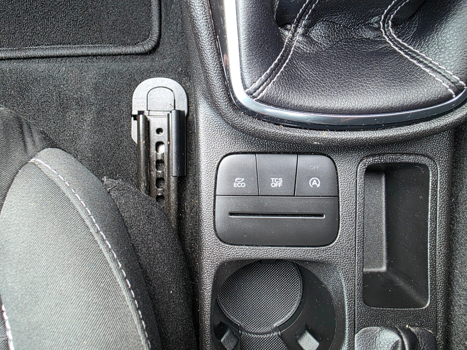 2018 Ford Fiesta Titanium 1.10 85PS 5SPD 4DR €12,950