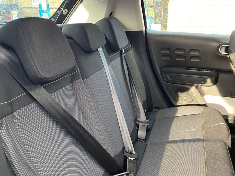 2021 Citroen C3 Flair Puretech 1.2 Automatic €17,950