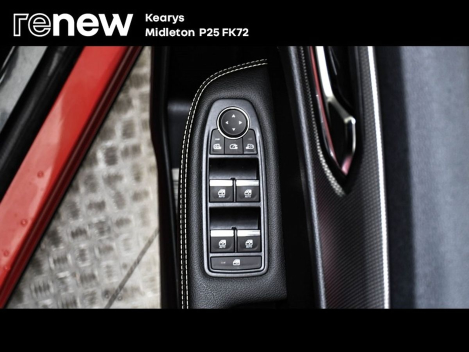 2025 Renault Arkana - image 18