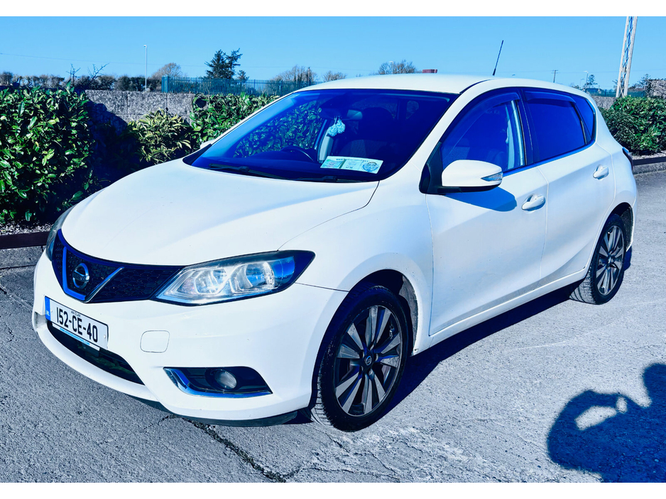 2015 Nissan Pulsar - image 3