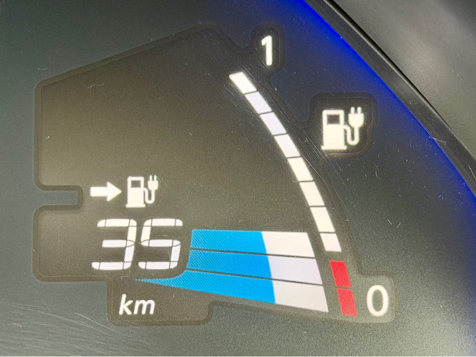 2017 Nissan Leaf Electric | 30 kWh High spec Teckna Edition | AA approved | Only 37,000 km | 2 keys | Jan 27 nct | July 26 nct | Sold checked and serviced with warranty and full Motor History report supplied. €8,900